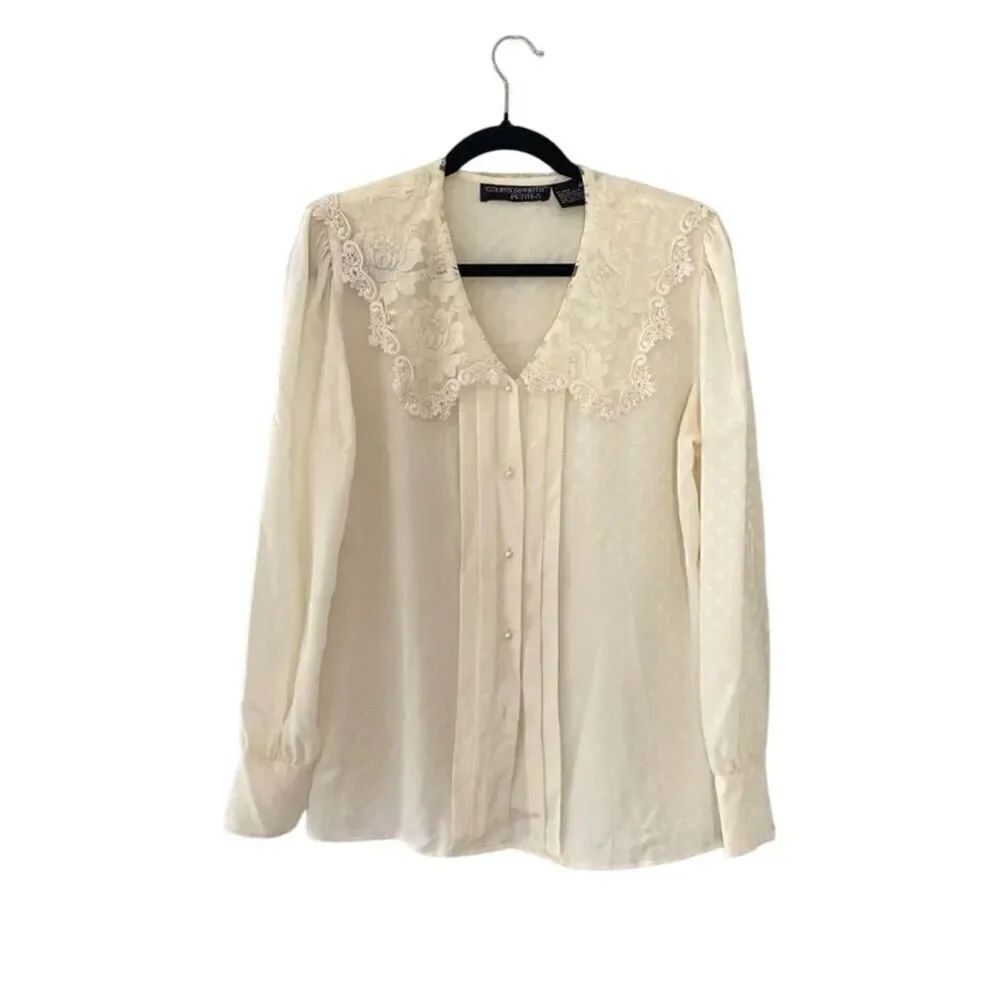 Vintage Counterparts Petites Ivory Blouse Lace Collar Pearl Button Cuffs Size 10